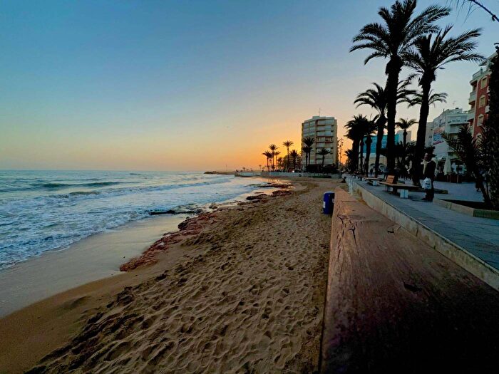 Piso en venta de 2 habitaciones en Comunitat Valenciana, Alicante