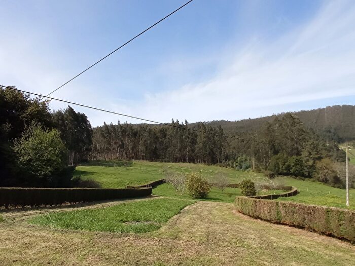 Casa en venta de 4 habitaciones en O Vicedo, Lugo