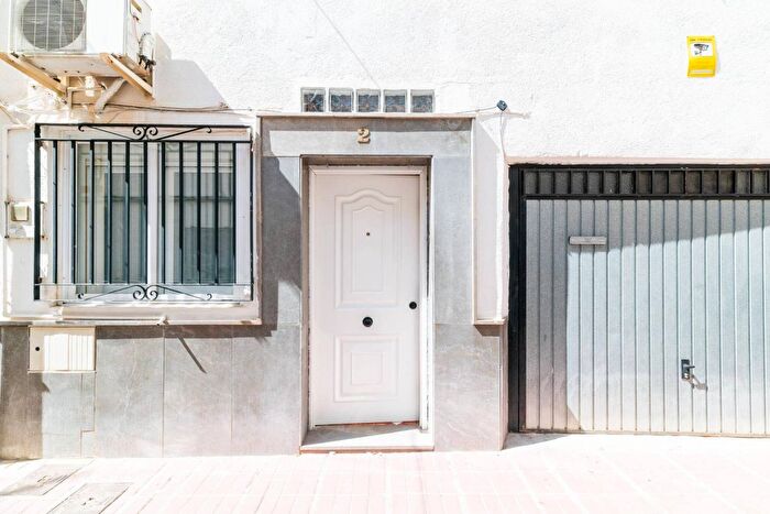 Casa en venta de 3 habitaciones en Andalucía, Granada