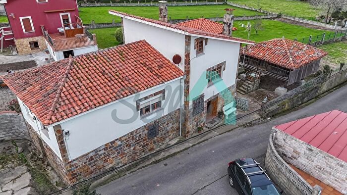 Casa de 5 habitaciones en venta en Cudillero, Asturias