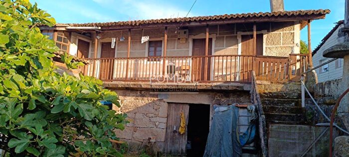 Casa en venta de 4 habitaciones: Galicia, Ourense