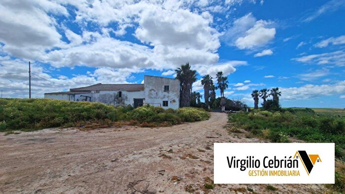 Casa de 3 habitaciones en venta en Andalucía, Cádiz