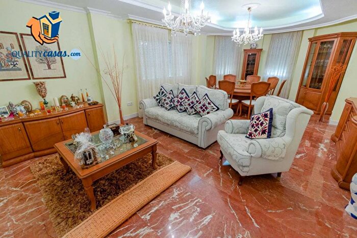Casas en venta y pisos alquiler - 2