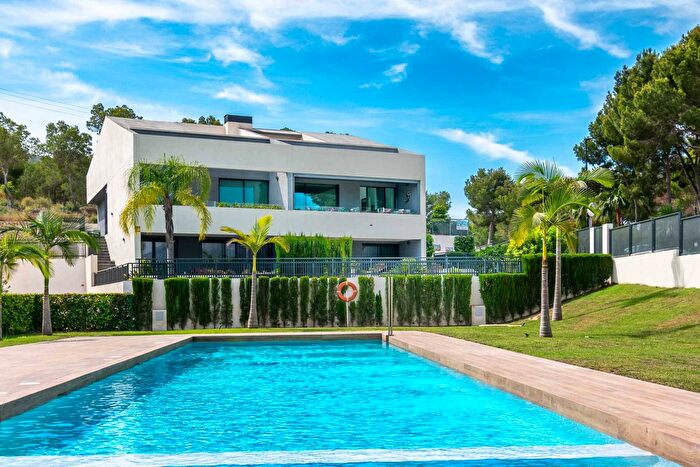 Casa de 4 habitaciones en venta en Comunitat Valenciana, Alicante
