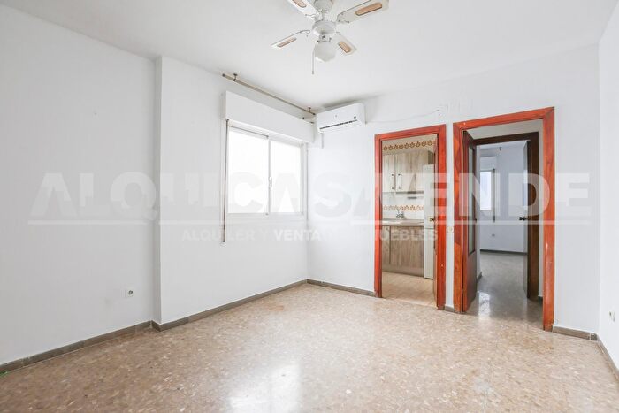 Piso en venta de 2 habitaciones: Casco Antiguo, Encarnación Regina