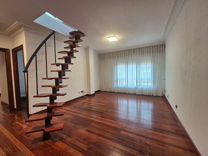 Piso de 2 habitaciones en venta en Zalla, Bizkaia