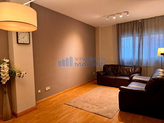 Piso en venta de 3 habitaciones, Tetuán, Valdeacederas