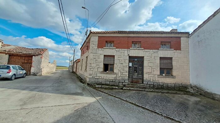 Cuéllar, Segovia: Casa en venta de 3 habitaciones
