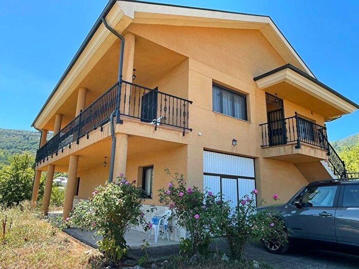 Casa en venta de 4 habitaciones, Castilla y León, León