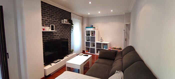 Casas en venta y pisos alquiler - 2