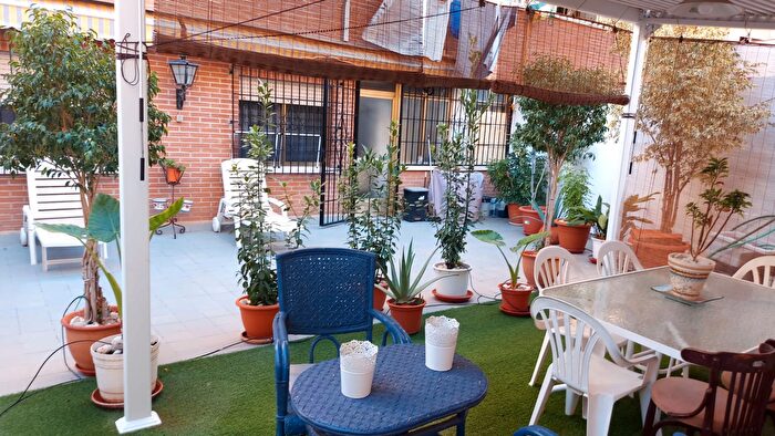 Sur, El Carmen: Piso en venta de 4 habitaciones