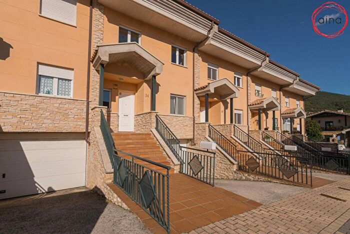 Casa en venta de 3 habitaciones: Comunidad Foral de Navarra, Navarra