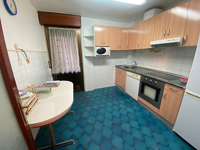 Azeta Abatxolo, Portugalete: Piso en venta de 2 habitaciones
