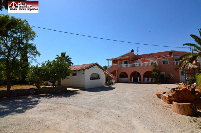 Casa en venta de 6 habitaciones en Comunitat Valenciana, Alicante