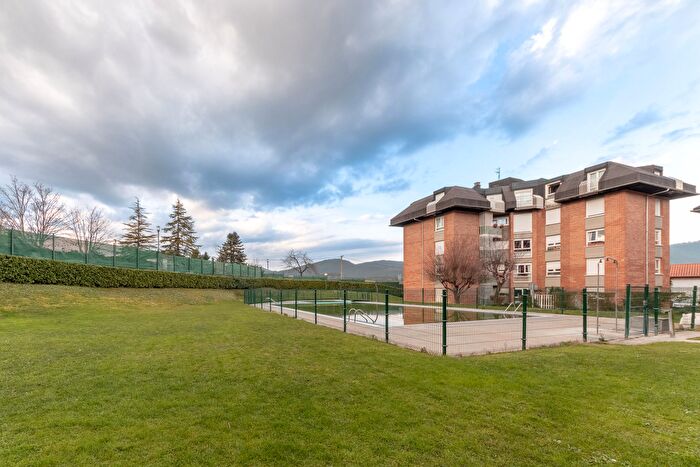Casas en venta y pisos alquiler - 2