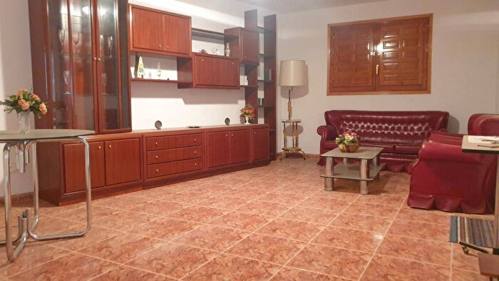 Casa en venta de 3 habitaciones en Aragón, Zaragoza