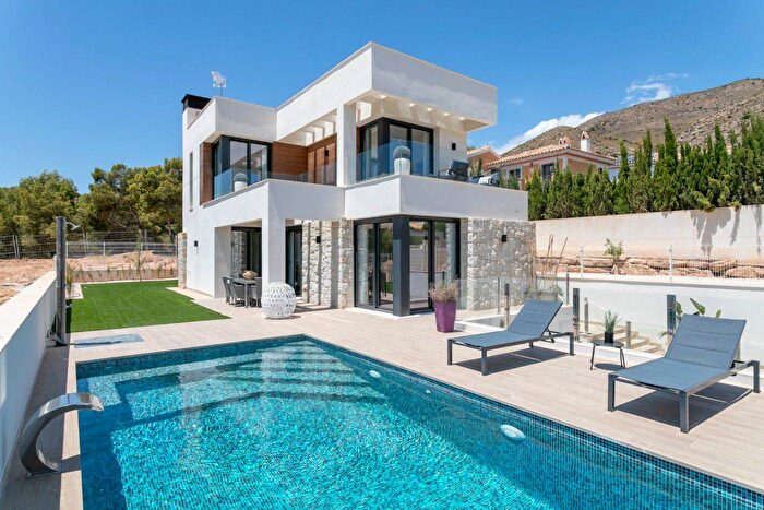Casa en venta de 3 habitaciones en Comunitat Valenciana, Alicante