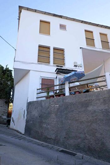 Casa de 4 habitaciones en venta en Andalucía, Granada