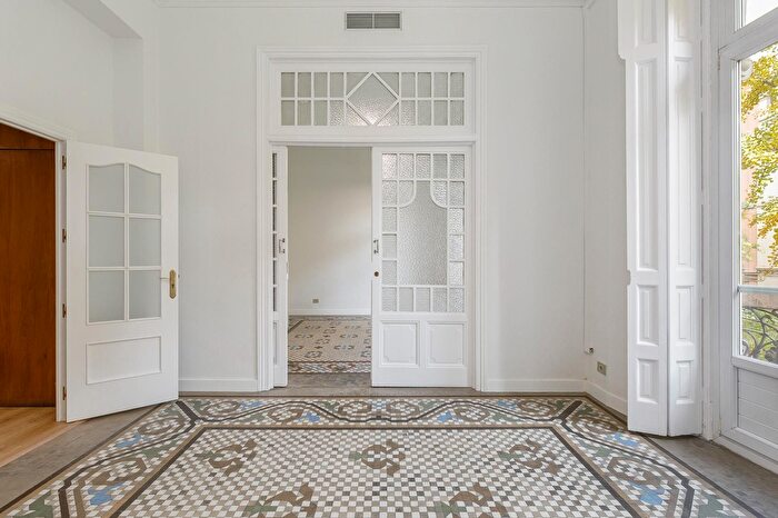 Centro, Centro Sagrario: Piso en venta de 7 habitaciones