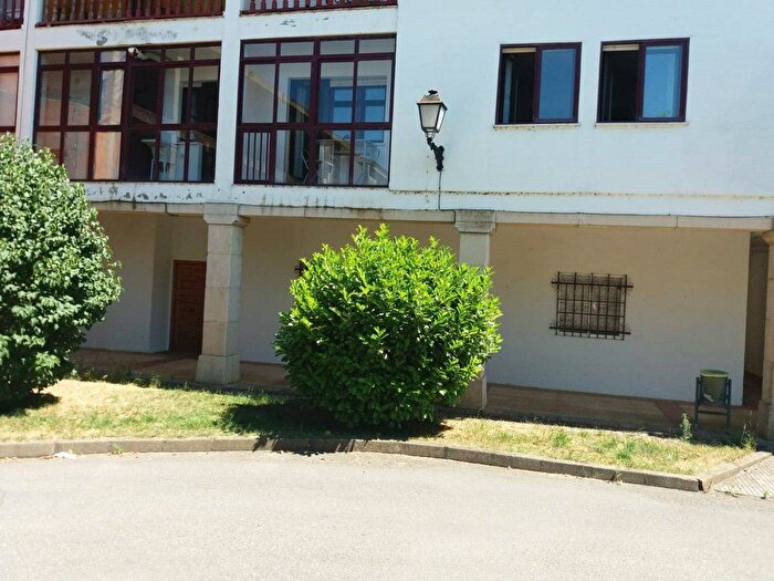 Piso en venta de 3 habitaciones en Castilla y León, León