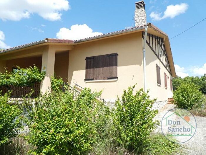 Castilla y León, Valladolid: Casa en venta de 4 habitaciones
