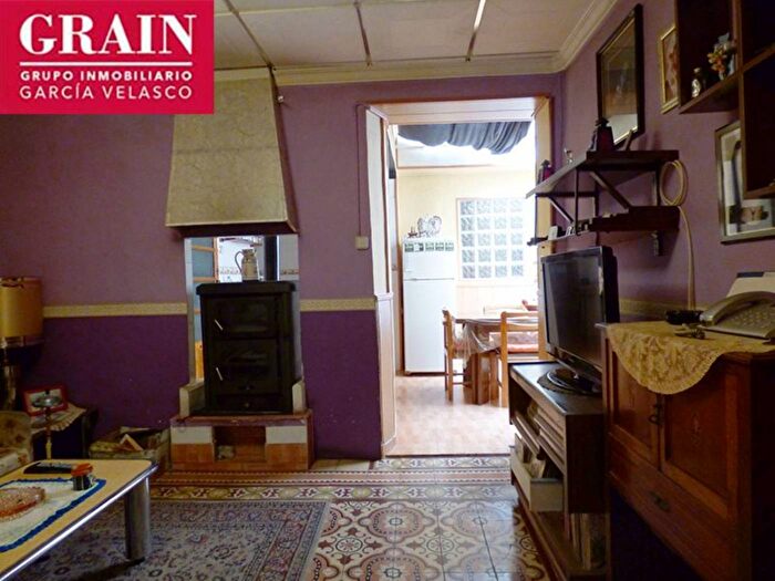 Casas en venta y pisos alquiler - 2
