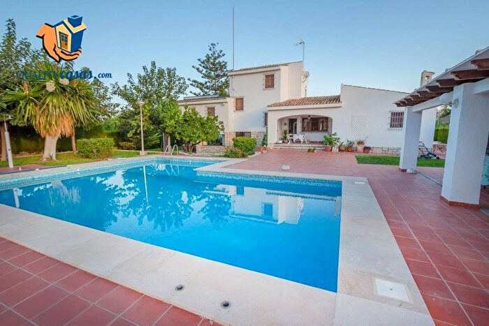 Casa en venta de 5 habitaciones: Comunitat Valenciana, Alicante