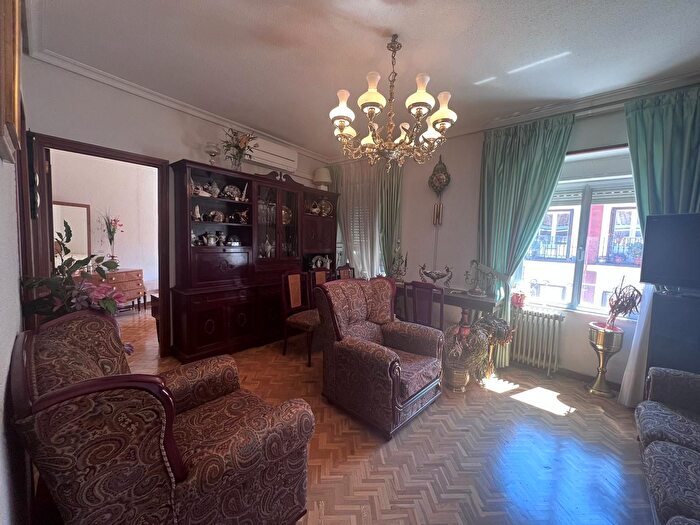 Piso de 2 habitaciones en venta en Centro, Embajadores Lavapiés