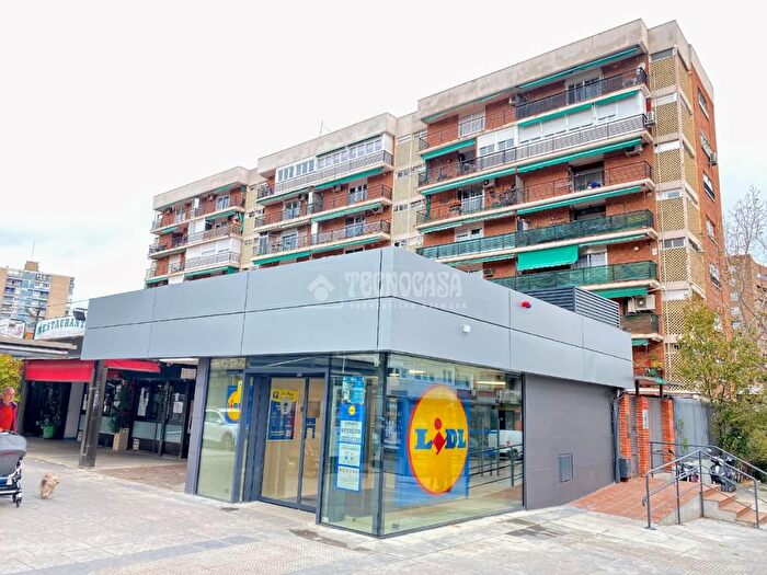 Piso de 3 habitaciones en venta en Latina, Aluche