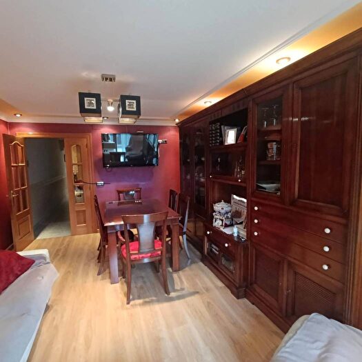 Piso de 3 habitaciones en venta en Castilla y León, Salamanca