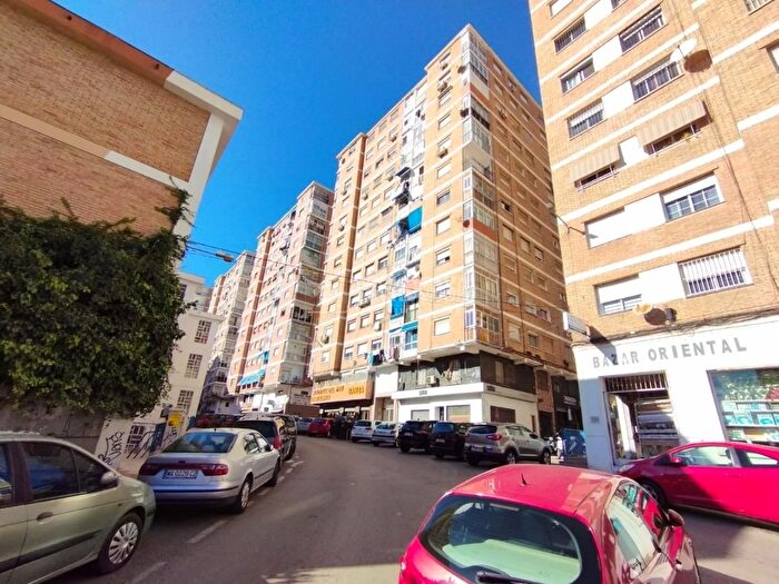 Piso en venta de 3 habitaciones: Bailén Miraflores, Parque Victoria Eugenia