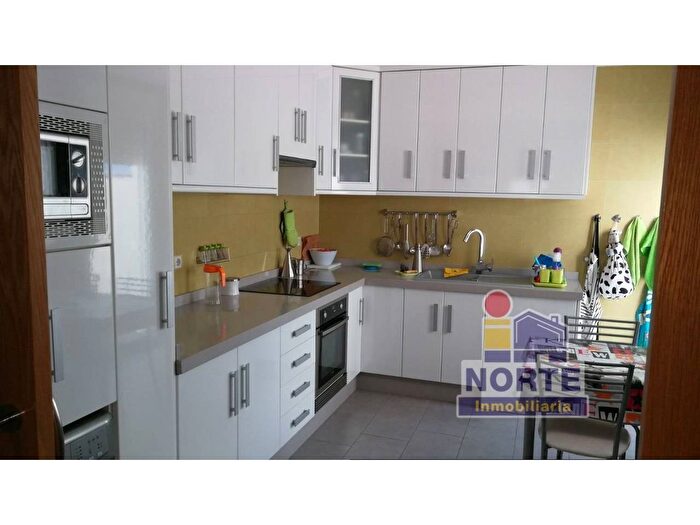 Casa de 3 habitaciones en venta en Comunitat Valenciana, Alicante