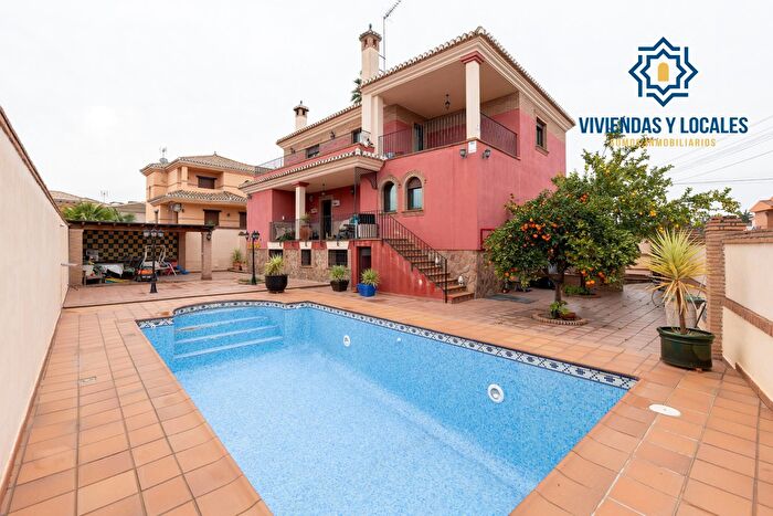 Residencial Triana Barrio Alto, Las Gabias: Casa en venta de 4 habitaciones