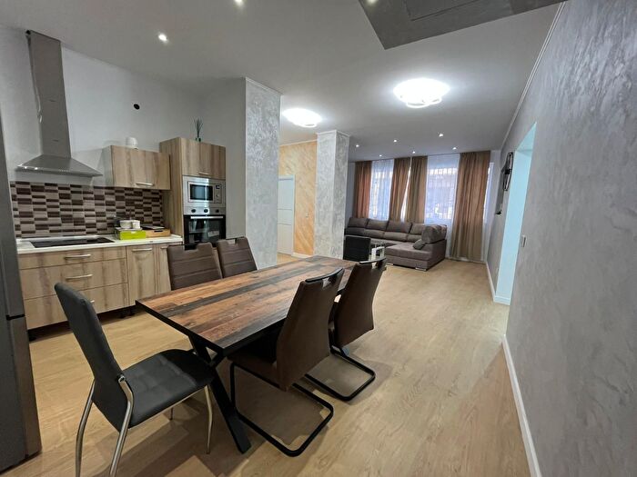 Piso en venta de 3 habitaciones en Campoamor Altozano, Altozano Conde Lumiares