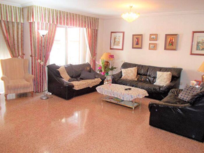 Piso de 3 habitaciones en venta en Comunitat Valenciana, Alicante