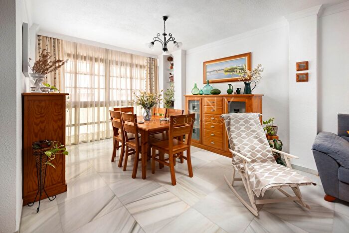Piso en venta de 4 habitaciones, Centro, Perchel Sur Plaza de Toros Vieja
