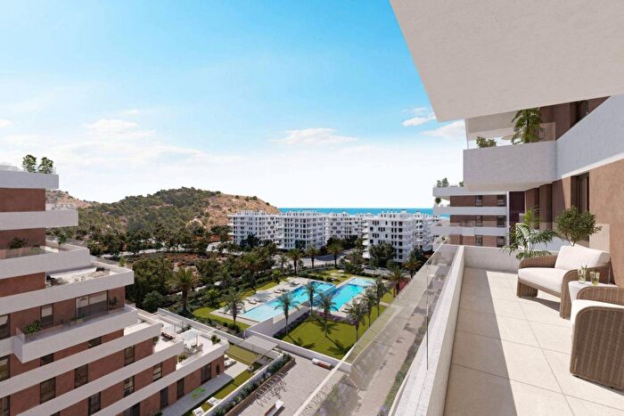 Piso de 3 habitaciones en venta en Comunitat Valenciana, Alicante
