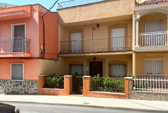 Casa en venta de 4 habitaciones, Torredonjimeno, Jaén
