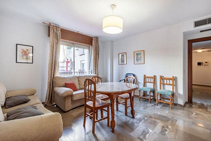 Piso de 3 habitaciones en venta en Andalucía, Granada