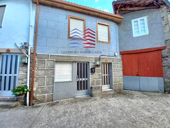 Casa en venta de 4 habitaciones, Galicia, Ourense