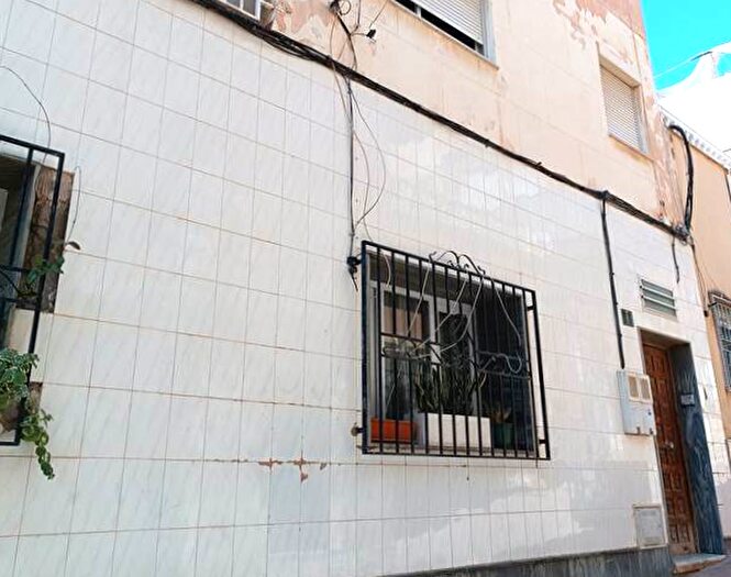 Piso de 3 habitaciones en venta en Esperanza Quemadero, Almería Capital