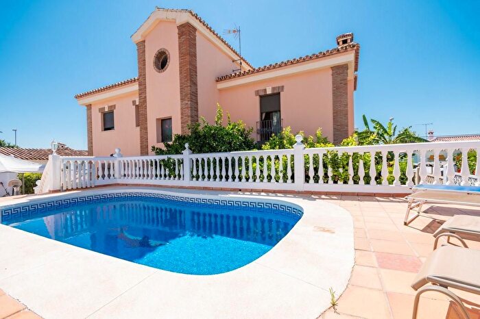 Casa en venta de 5 habitaciones, Churriana, Cortijo de Maza Finca Monsalvez El Olivar