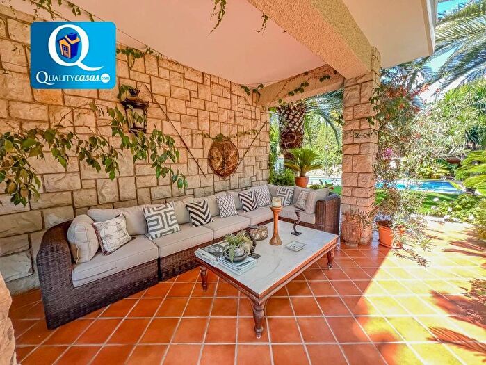 Casa en venta de 8 habitaciones, Comunitat Valenciana, Alicante