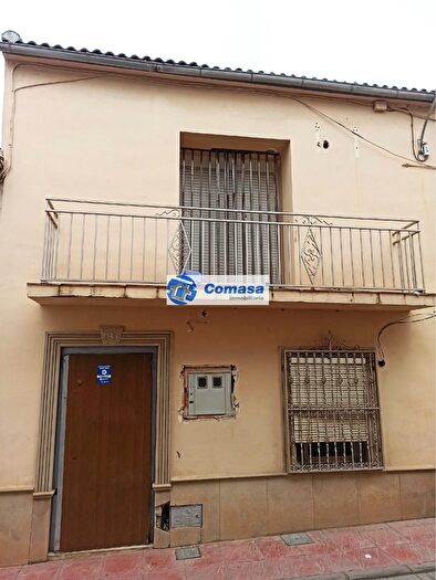 Casa de 2 habitaciones en venta en Mengíbar, Jaén