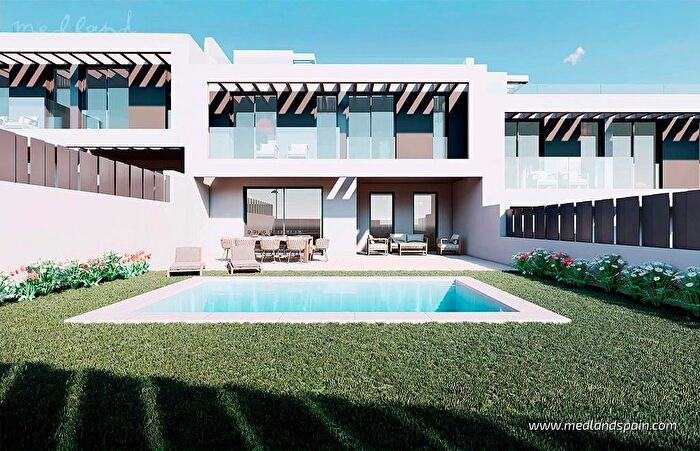 Casa en venta de 3 habitaciones: La Cala Golf Lagar Martell, Mijas