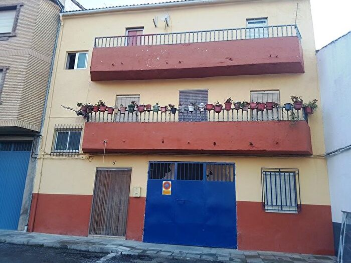 Piso en venta de 4 habitaciones, Valdepeñas de Jaén, Jaén