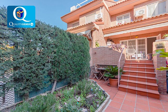 Casa en venta de 4 habitaciones: Rabasa Los Ángeles San Agustín, Tómbola