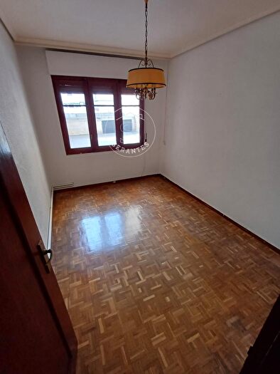 Piso en venta de 4 habitaciones, º Ensanche, Pamplona Iruña