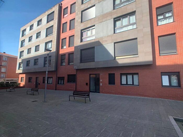 Piso en venta de 2 habitaciones en País Vasco, Vizcaya Bizkaia