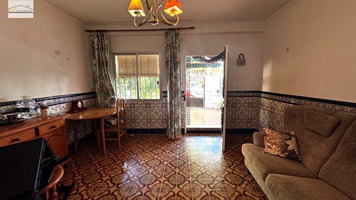Casa en venta de 3 habitaciones: Bailén Miraflores, San Alberto La Alcubilla Florisol